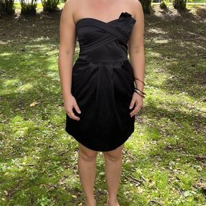 Perfect little black dress!